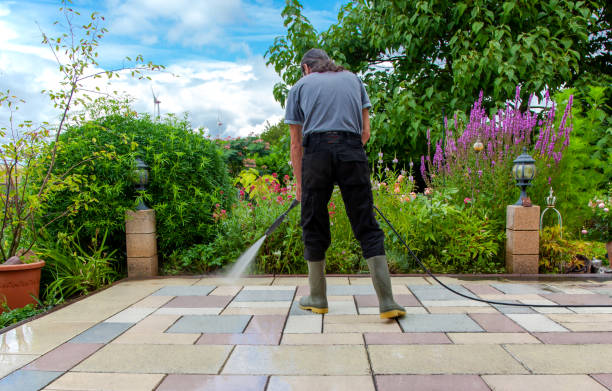 Best Restaurant Pressure Washing  in West Little River, FL